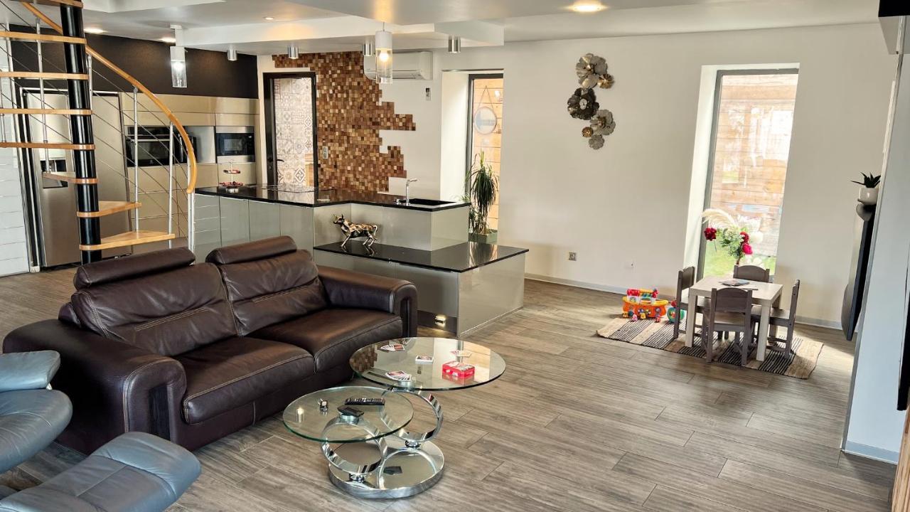 Villa Dali La Garde 260M2 Jacuzzi, Sauna, Piscine, Jardin 500M2, 5 Minutes De La Plage Eksteriør bilde